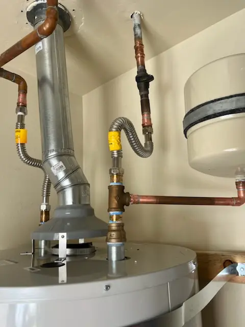 Water heater installation and plumbing repair in Klondyke